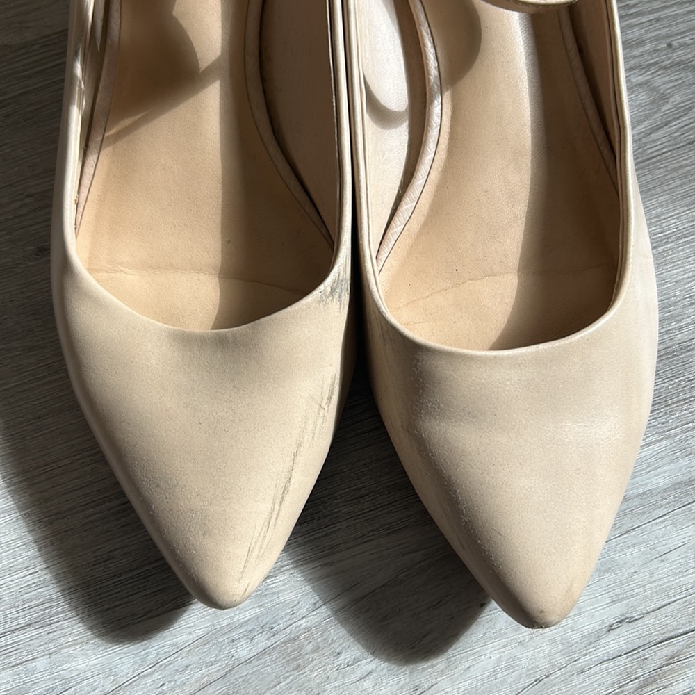 Nude Flats - Picture 2 of 5